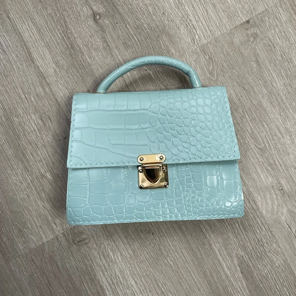 Purse - Picture 2 of 2